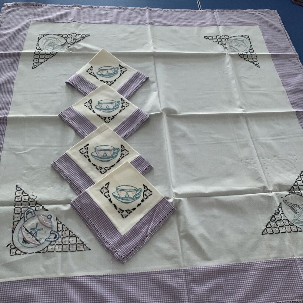 vintage hand embroidered tablecloth 40x40 with napkins and dolli
